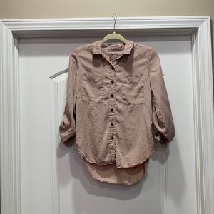 Universal Thread Women’s XS Button Down Shirt